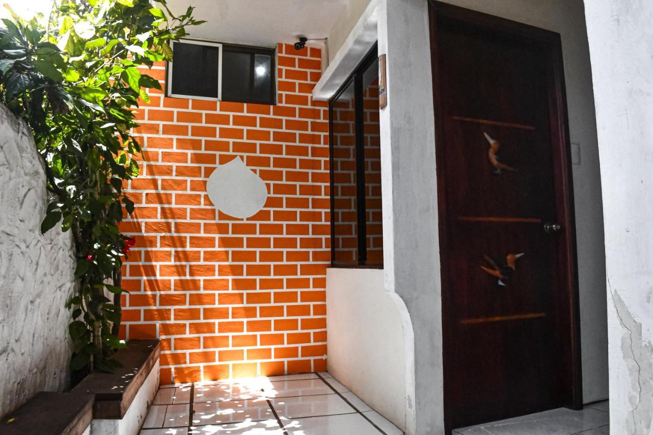 Galapagos Dove Hotel Puerto Ayora  Eksteriør billede